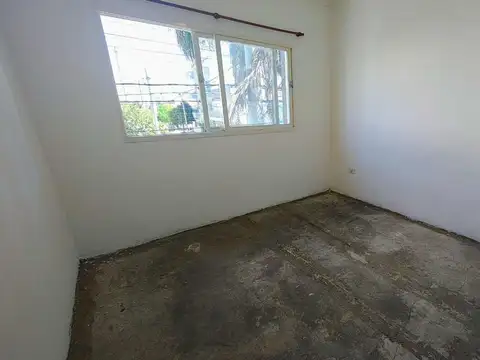 Depto Tipo Casa 2 ambientes con 1 baño