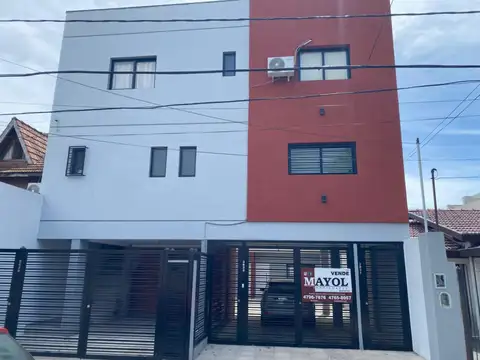 DUPLEX 4 AMBIENTES EN CARAPACHAY- reservado