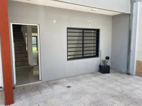 Doctora Cecilia Grierson 3800