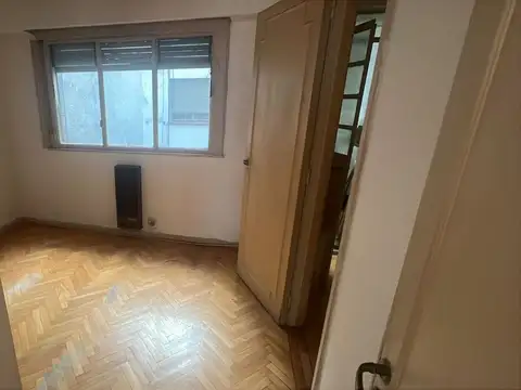 VENTA CABALLITO- APTO CREDITO- 3 amb. Refaccionar