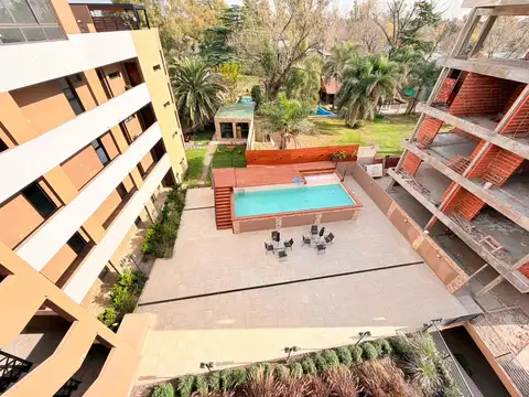 Departamento en Alquiler con 1 cocheras
