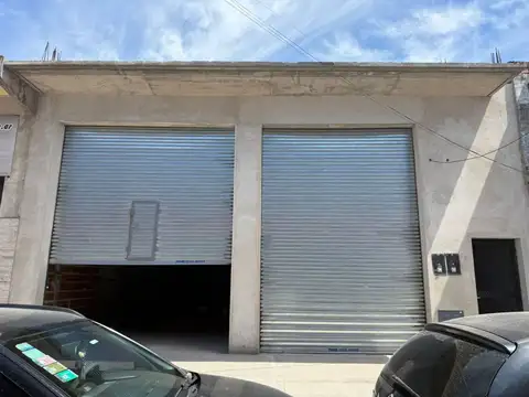 Local en Alquiler en Grand Bourg, $ 1.800.000