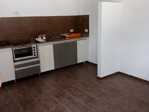 Departamento 2 ambientes con Patio Canning
