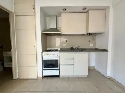Departamento en Alquiler en Castelar Norte, $ 430.000
