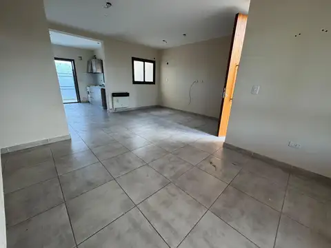 Depto Tipo Casa en Venta 2 años