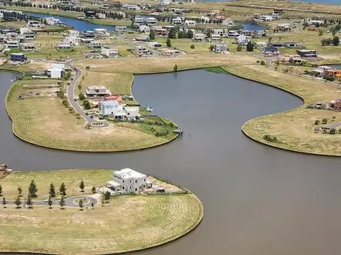 Lote Al Rio Naudir Aguas Privadas