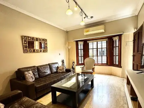 Casa en Venta en Luis Guillon, USD 230.000
