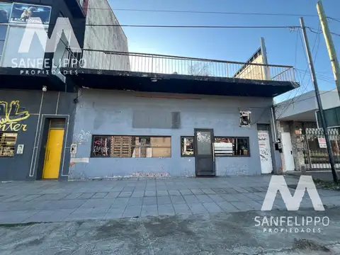 Galpón - Local - Venta / Alquiler -  Quilmes