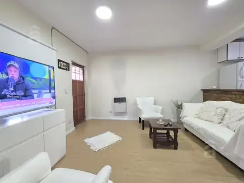 Depto Tipo Casa 3 ambientes con 1 baño