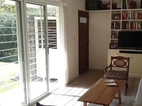 Casa en Venta en Adrogue, USD 220.000