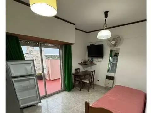 calle 25 791 , Piso 7