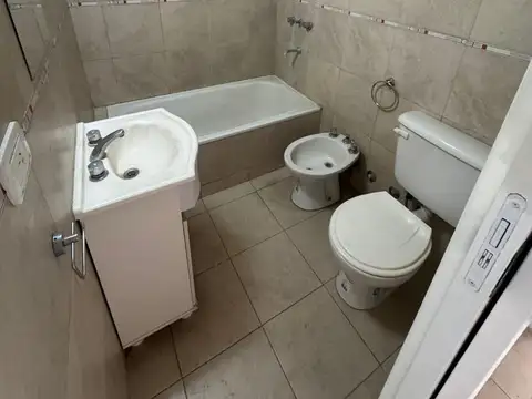 Departamento 3 ambientes con 1 baño