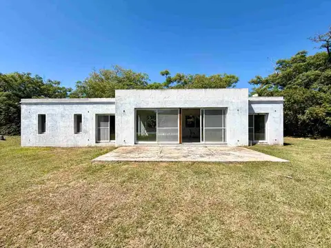 Casa en Venta en Oliveros, USD 77.000