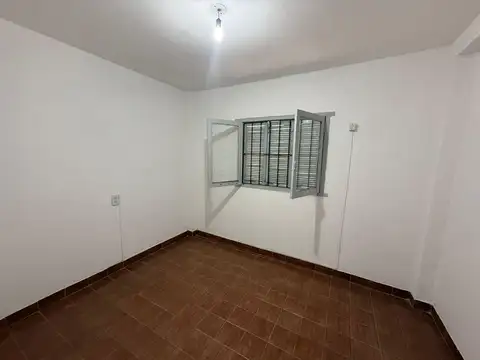 CASA AMERICANA APTA CREDITO A LA VENTA EN DERQUI