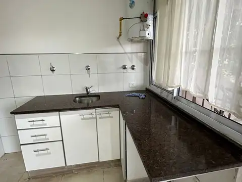 Depto Tipo Casa en Alquiler de 2 ambientes