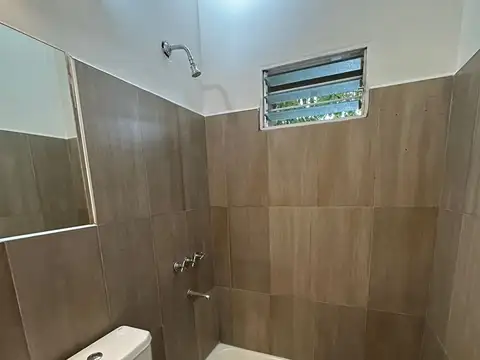 Depto Tipo Casa 2 ambientes con 1 baño