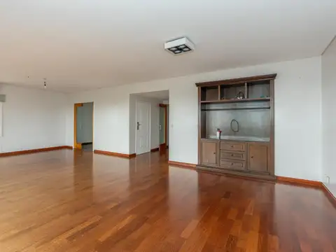 Departamento en Venta de 4 dormitorios