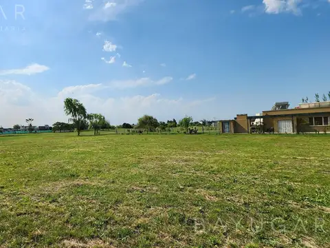 Terreno en Venta en Medal Country club, USD 24.000