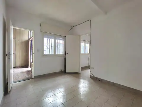 Casa en Alquiler con 1 cochera