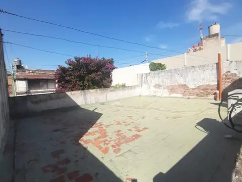 Casa lote propio 3 amb. Patio Terraza