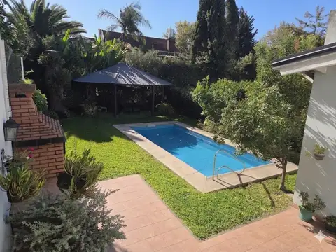 Venta espectacular casa en La Lucila, Libertador al Rio
