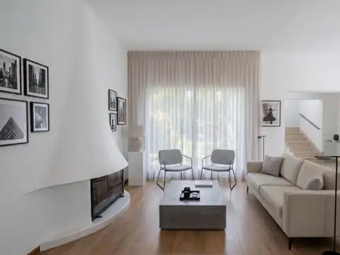 Casa en Venta en La Lucila Libertador / Río, USD 610.000