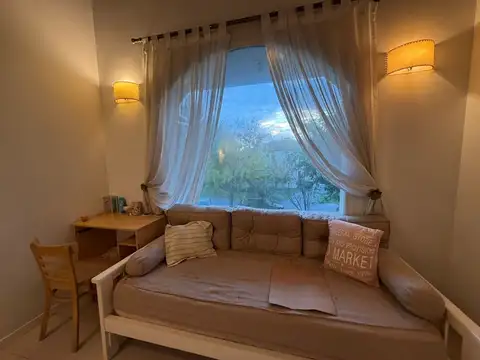 Casa 5 ambientes con 5 baños