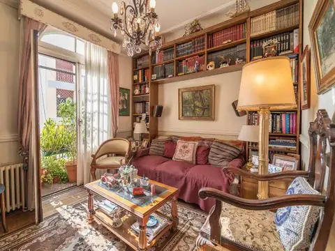 VENTA SEMI PISO 4 AMBIENTES MUY LUMINOSO SAN TELMO