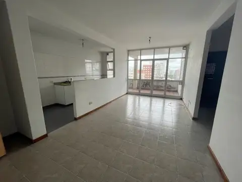 RIVADAVIA 13400, Piso 11