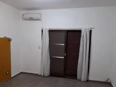 SE ALQUILA DEPARTAMENTO EN RICARDONE
