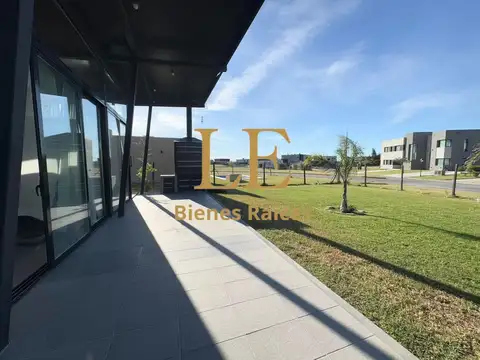 Casa en Venta en San Sebastian, USD 185.000