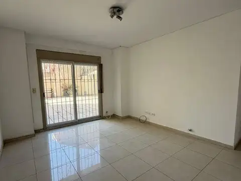 Av. Mosconi  al 3100