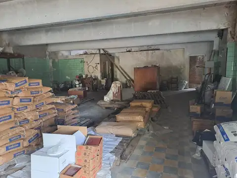 Galpon en Alquiler en Remedios de Escalada, $ 1.800.000