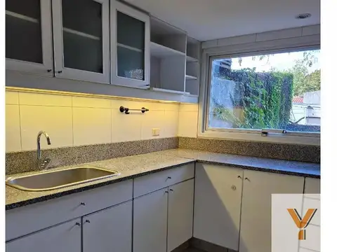 Depto Tipo Casa en Venta de 5 ambientes