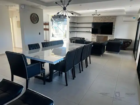 Venta casa 5 ambientes anticipo y financiación hasta 120 cuotas La Victoria Polo Club La Plata