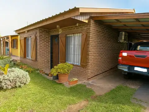 Venta Casa 3 Amb con Quincho P Serena APTO CREDITO