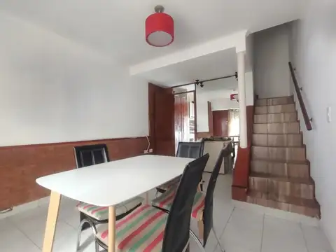 Dúplex en Alquiler Villa Luzuriaga 3 Amb. Cochera Patio