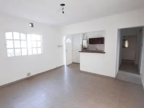 Interno Único (no PH) Zona Av. A. del Valle 7500