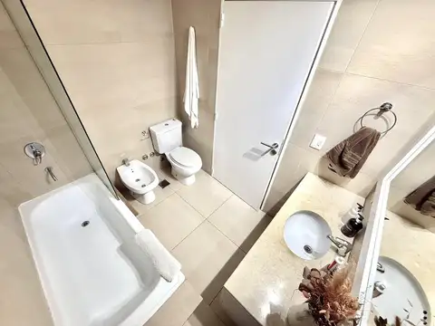 Departamento 4 ambientes con 3 baños