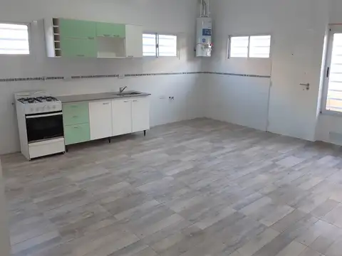 La Alpaca 1100, Piso pb