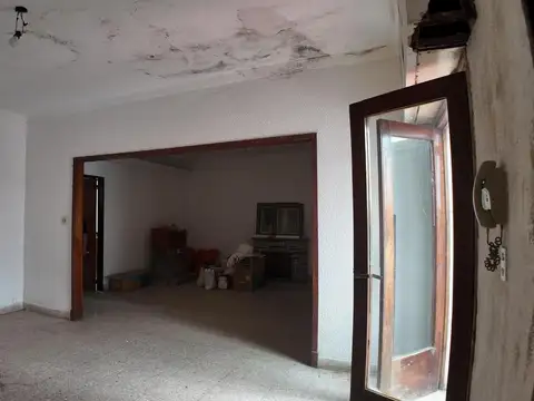 Depto Tipo Casa en Venta 50 años