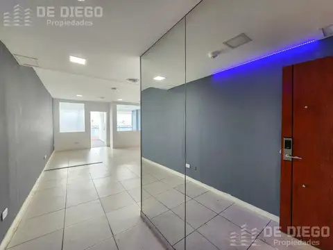 Oficinas de 62 m2 en Florida Oeste, Próximo a Panamericana - Cercana a Capital