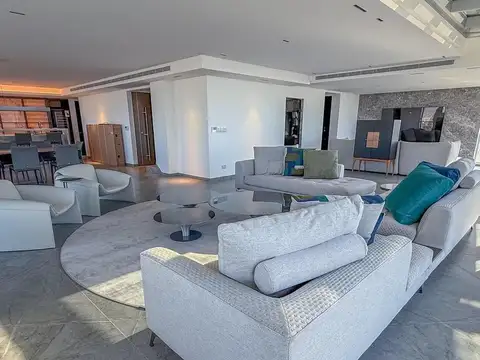 Departamento en Alquiler con 1 cochera
