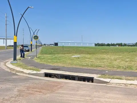 ALQUILER TERRENO PARQUE INDUSTRIAL FUNES