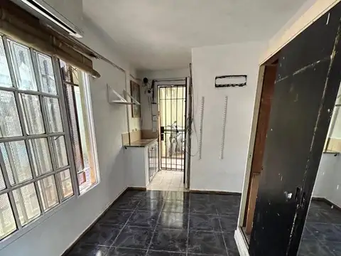 Depto Tipo Casa Monoambiente con 1 baño