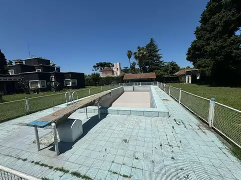 Monseñor Bufano al 1300