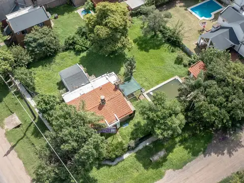 ARTURO ILLIA Y JUAN JOSE PASO - VENTA DE TERRENO EN FUNES