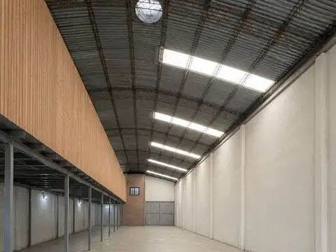 Galpon en Alquiler 40  mts Fondo
