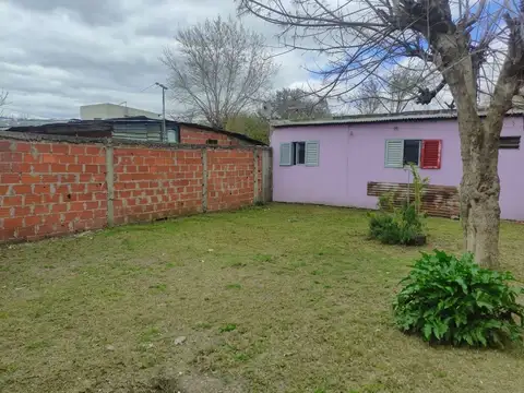 CASA Y DEPARTAMENTO EN VENTA MELCHOR ROMERO