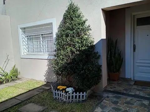 Depto Tipo Casa en Venta de 2 dormitorios